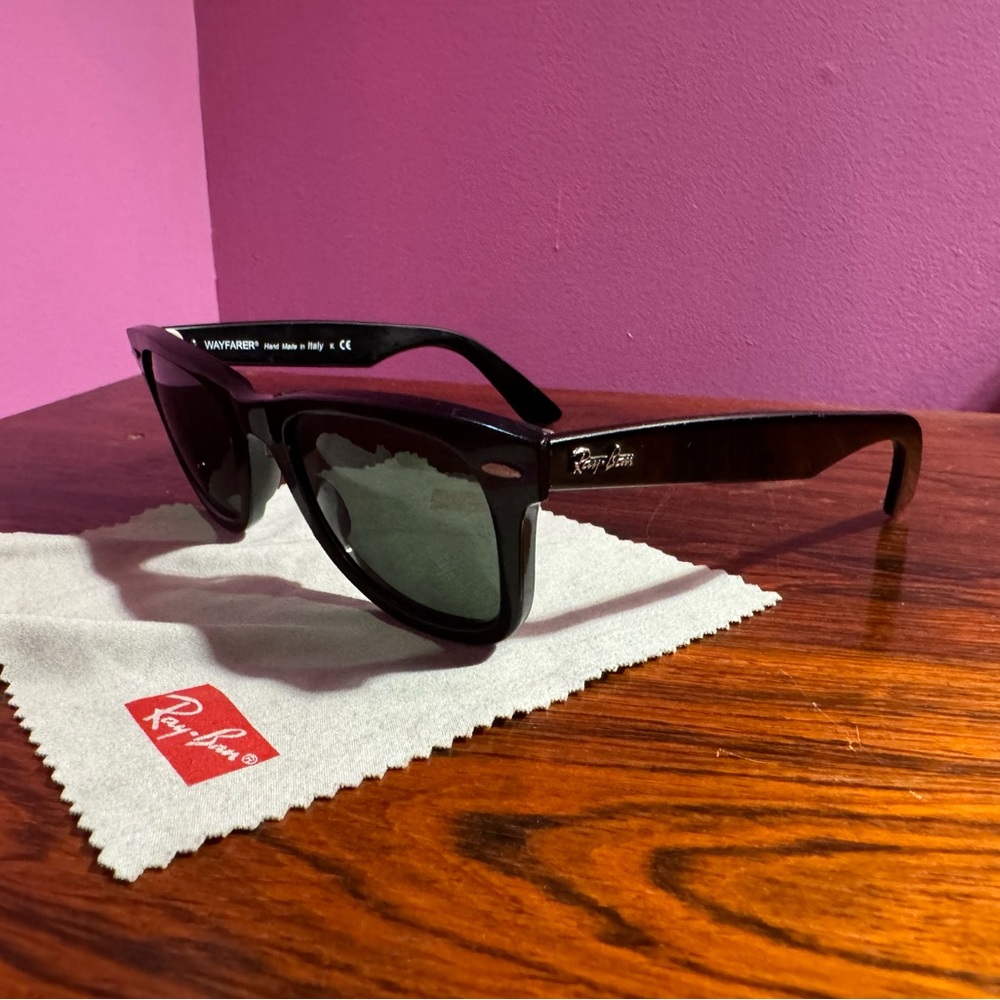 Ray-Ban RB2140 Original Wayfarer Sunglasses